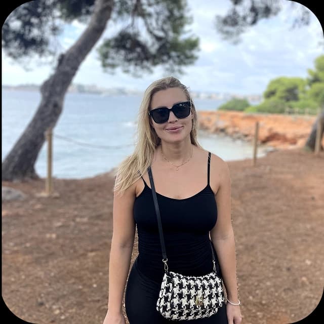 Before portrait 3 - Original selfie