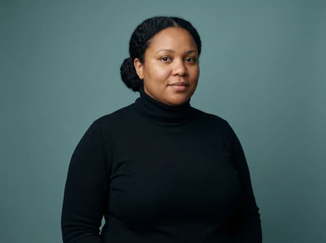 Professional AI portrait 9